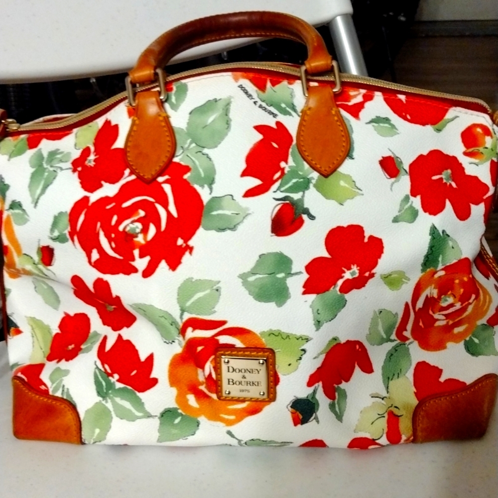 Dooney & Bourke pocketbook large multicolor floral